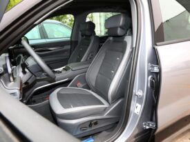 FORD 2.0T EcoBoost ®  E-hybrid AWD seven seater supreme model