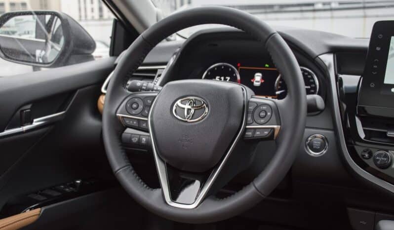 Toyota Camry 2.5Q 2.5L full