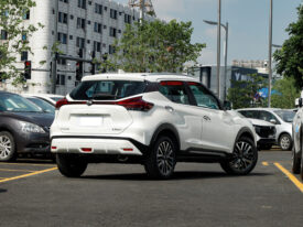 2024 Nissan Kicks 1.5L Luxury