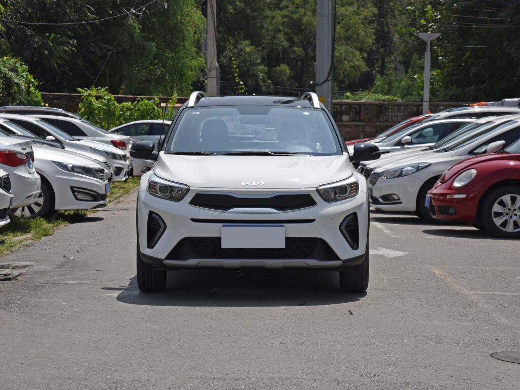 KIA KX1 Sunroof-1