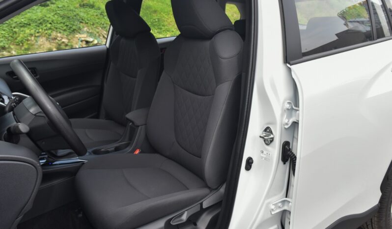 Toyota Corolla Cross full