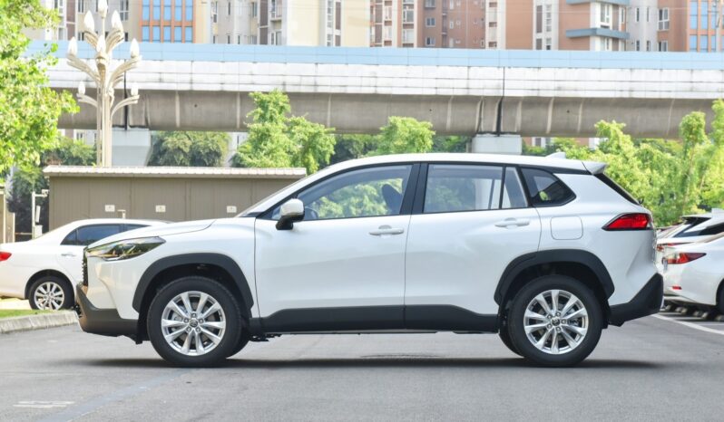 Toyota Corolla Cross full