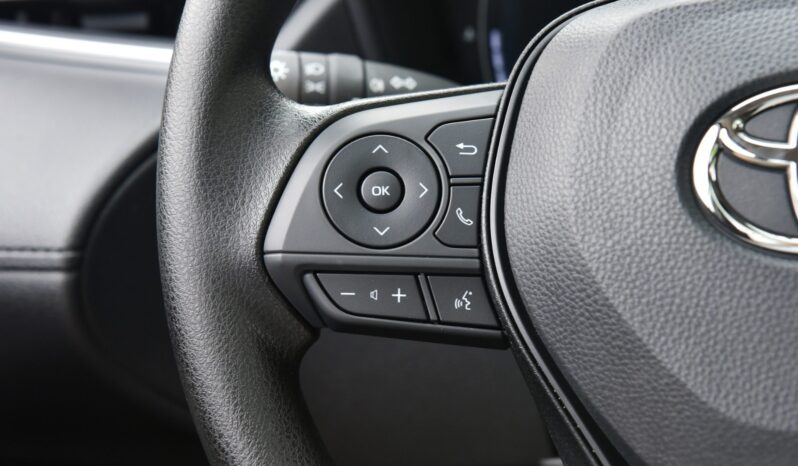 Toyota Corolla Cross full