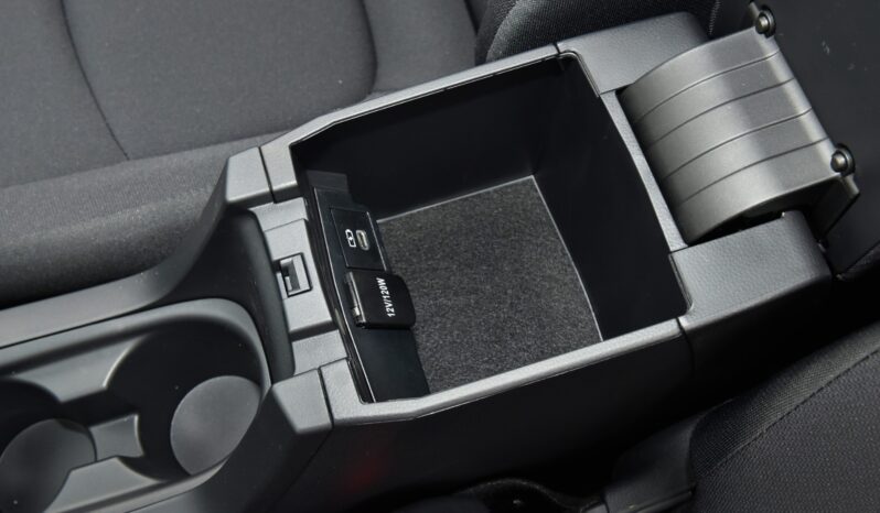 Toyota Corolla Cross full