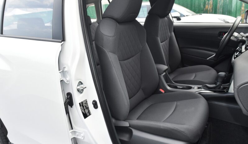 Toyota Corolla Cross full