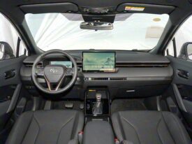 2026MY Toyota Frontlander 2.0L Hybrid Luxury